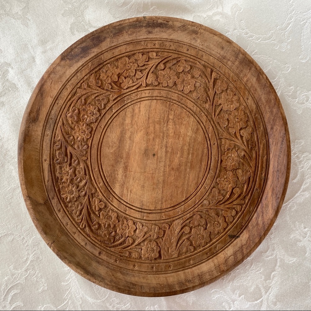 Vintage Wooden Plate with Handcrafted Carved Flower Patterns Archana - Picture 2 of 11